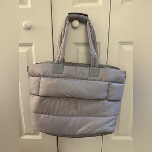 Isaac Mizrahi Weekender bag!